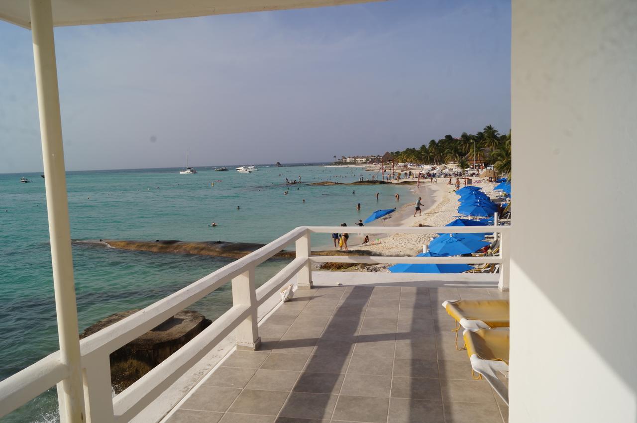 Chichis And Charlies Beachfront Hotel Isla Mujeres Esterno foto